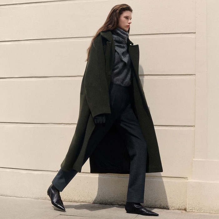 W4Desk_1080x1080_Outwear_WW_01