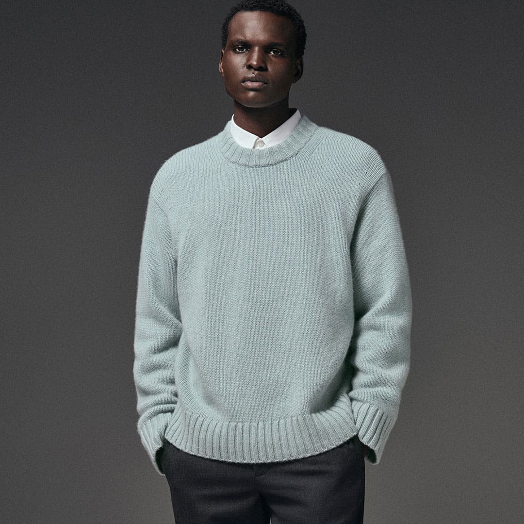 M2-desk1080x1080-WINTER-WARDROBE-MW-02