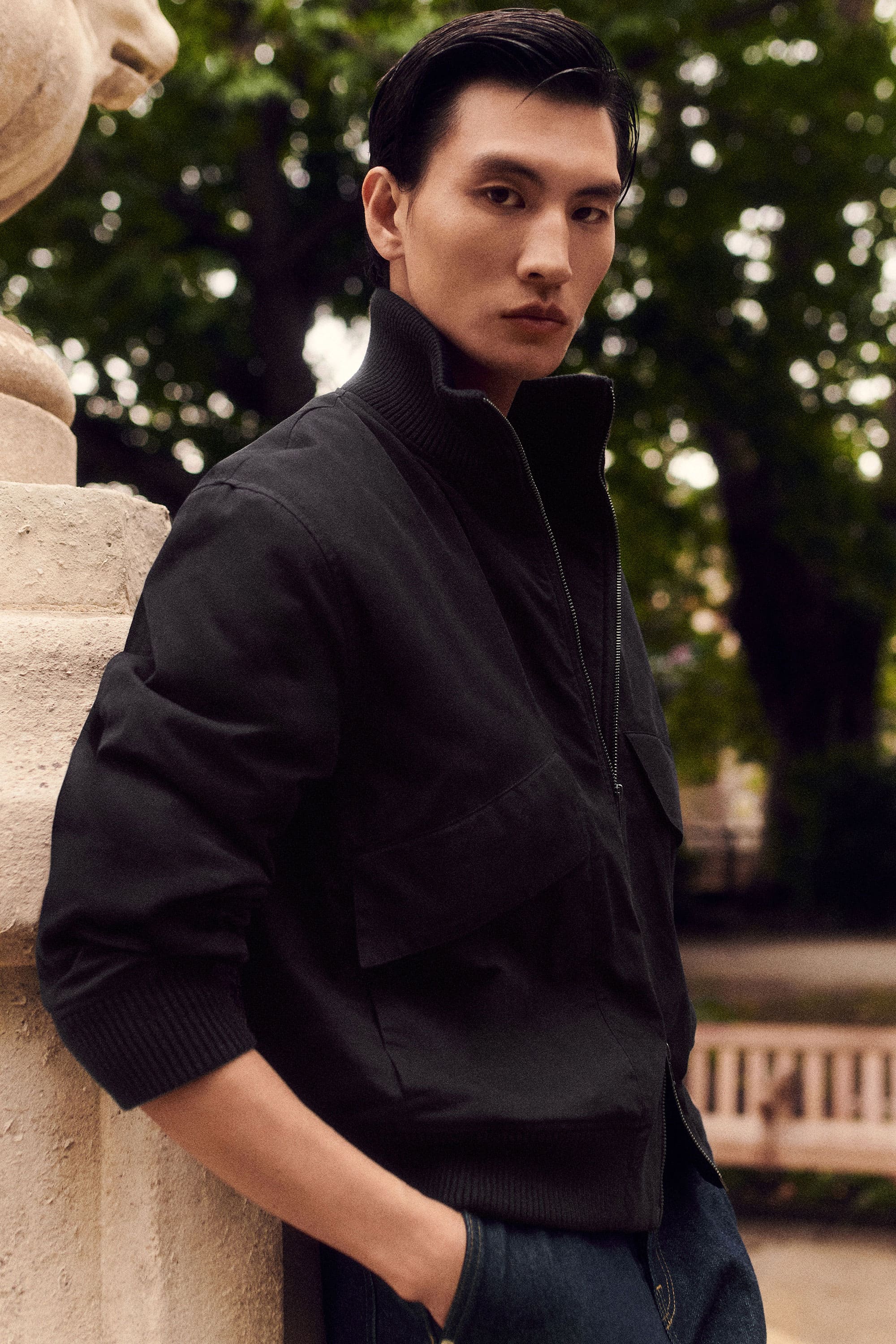 M5desk2000x3000_Outwear_MW_09