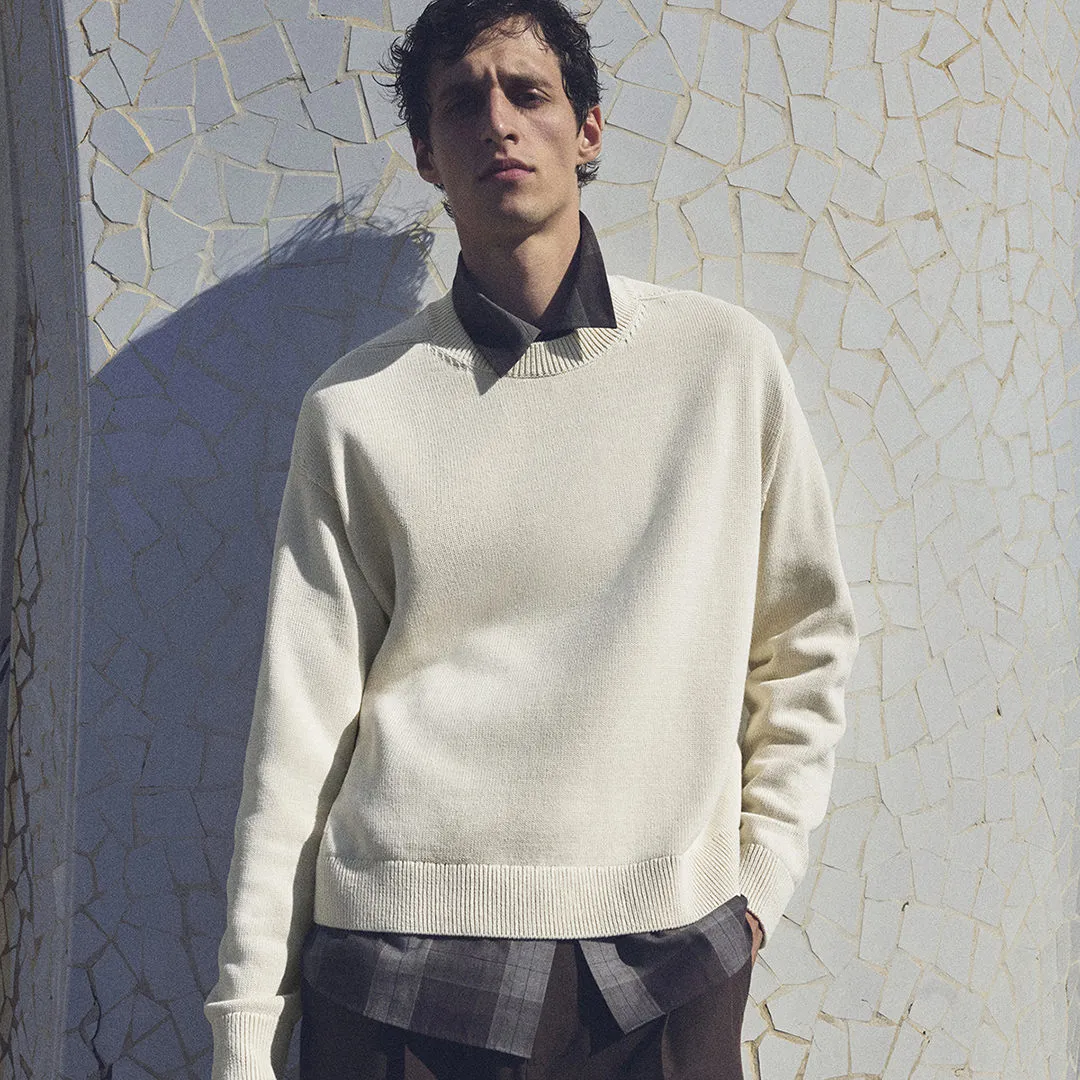 M2-deskNewSeason_MW_07