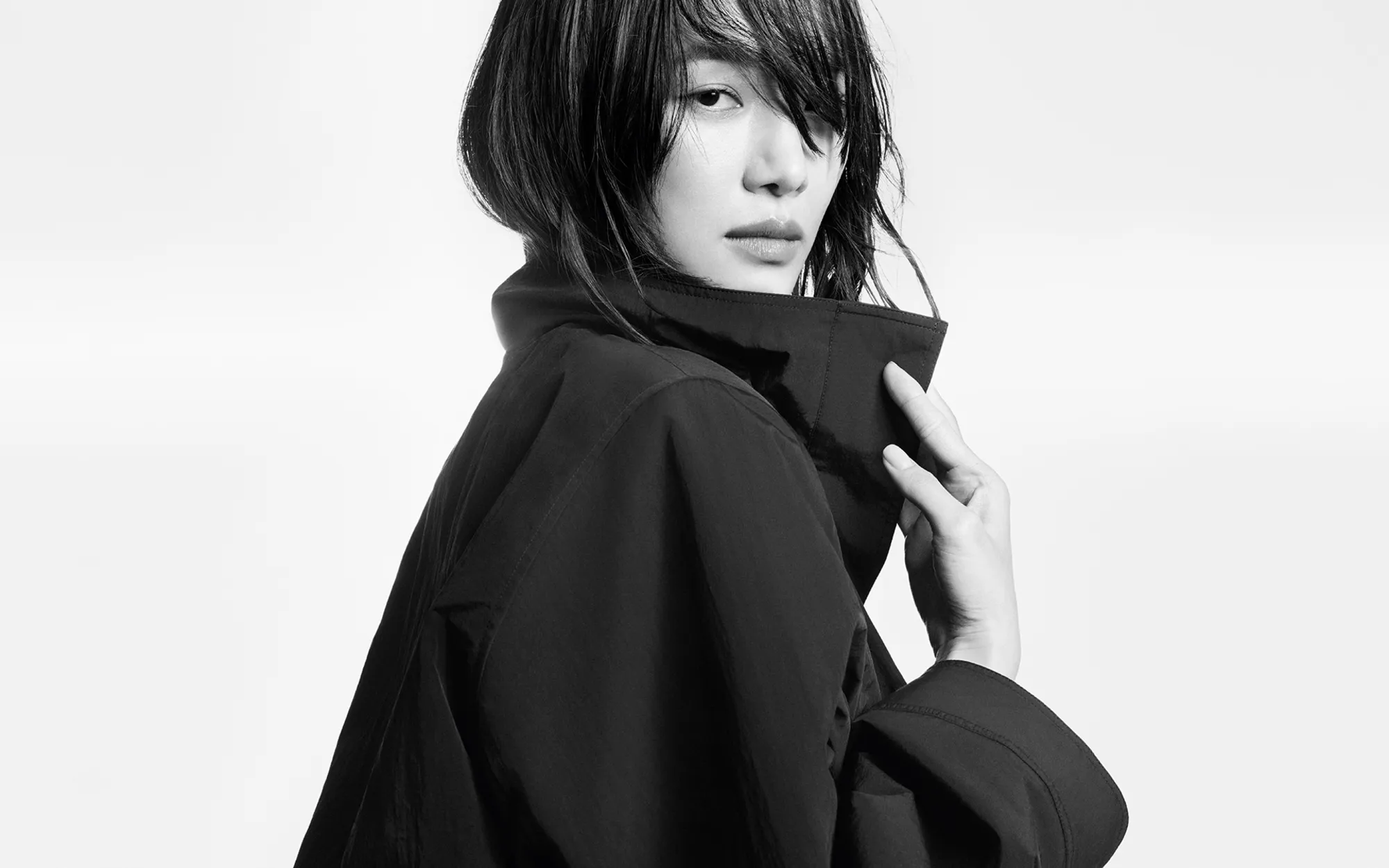 Wbestselling-desk-SS26%20CAMPAIGN_27