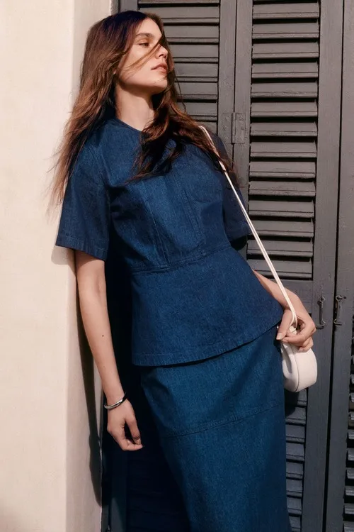 women-mo-HP-SUMMER-HOLIDAY